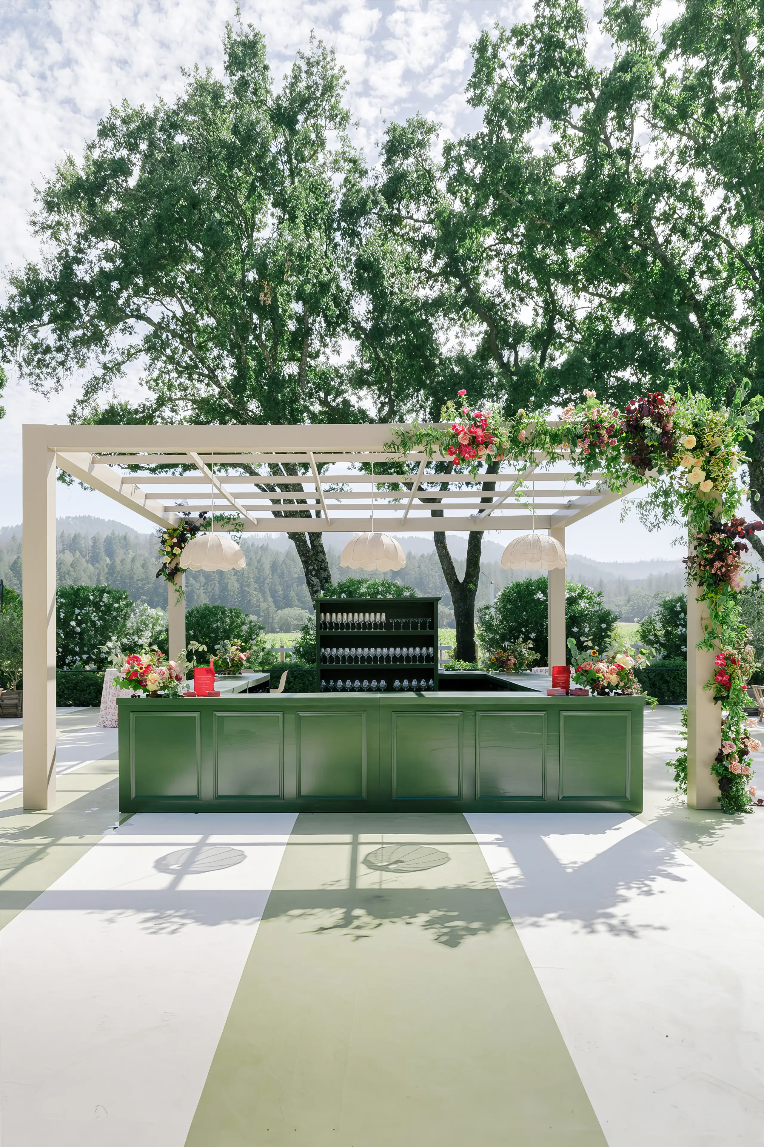 GRACE PAVILION W/ TRELLIS CEILING